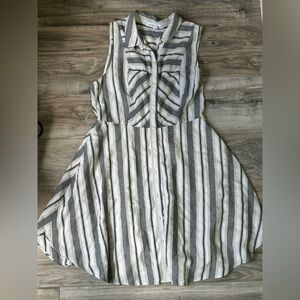 BCBG Generation Collared Striped Sleeveless Button-Up Dress in White Size12